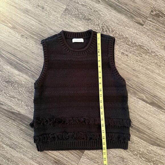 Club Monaco Fringe Trim Sleeveless Sweater Top - Picture 5 of 6